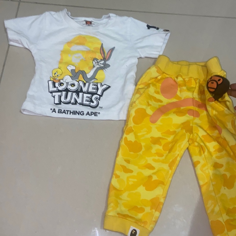 Bape sweatpants and tshirt